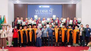 FEB UIS Kukuhkan 43 Lulusan Baru: Langkah Baru Menuju Profesional Muda yang Berdaya Saing