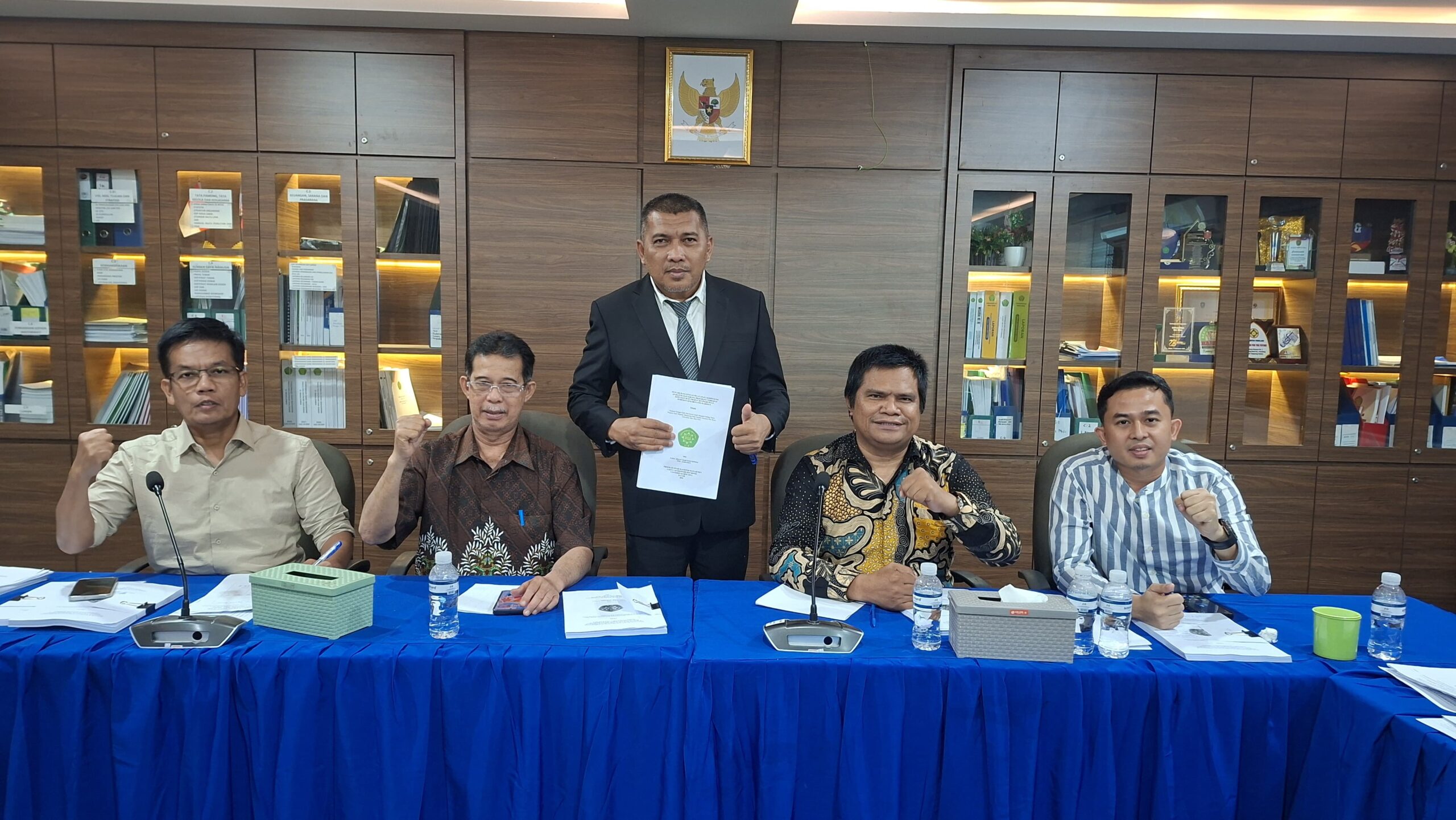 Wakil Bupati Karimun Rocky Rampungkan S2 Manajemen di UIS