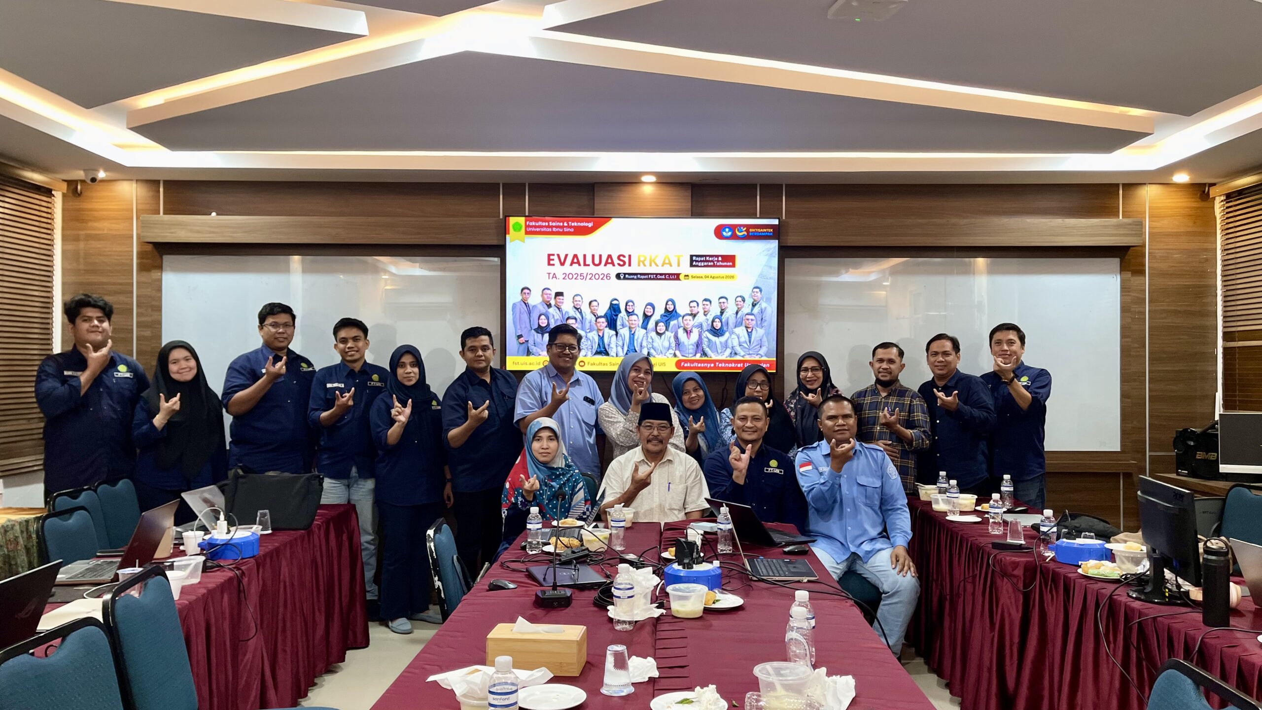 Rektor Tinjau Capaian RKAT FST Tahun Akademik 2025/2026, Tekankan Akuntabilitas dan Budaya Mutu
